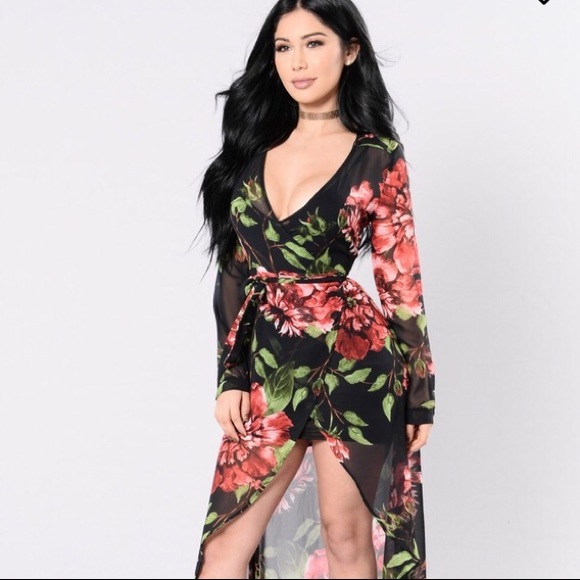 Fashion Nova Dresses & Skirts - Fashion Nova Discover Me Black Floral Kimono Dress